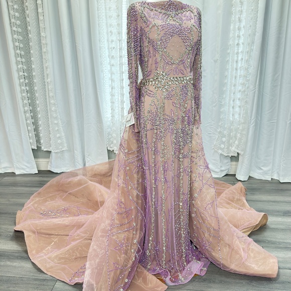 Iyza Belaar Beaded Sequin Embroidered Hand Beaded Gown Dress Purple Size 8 - Picture 4 of 10